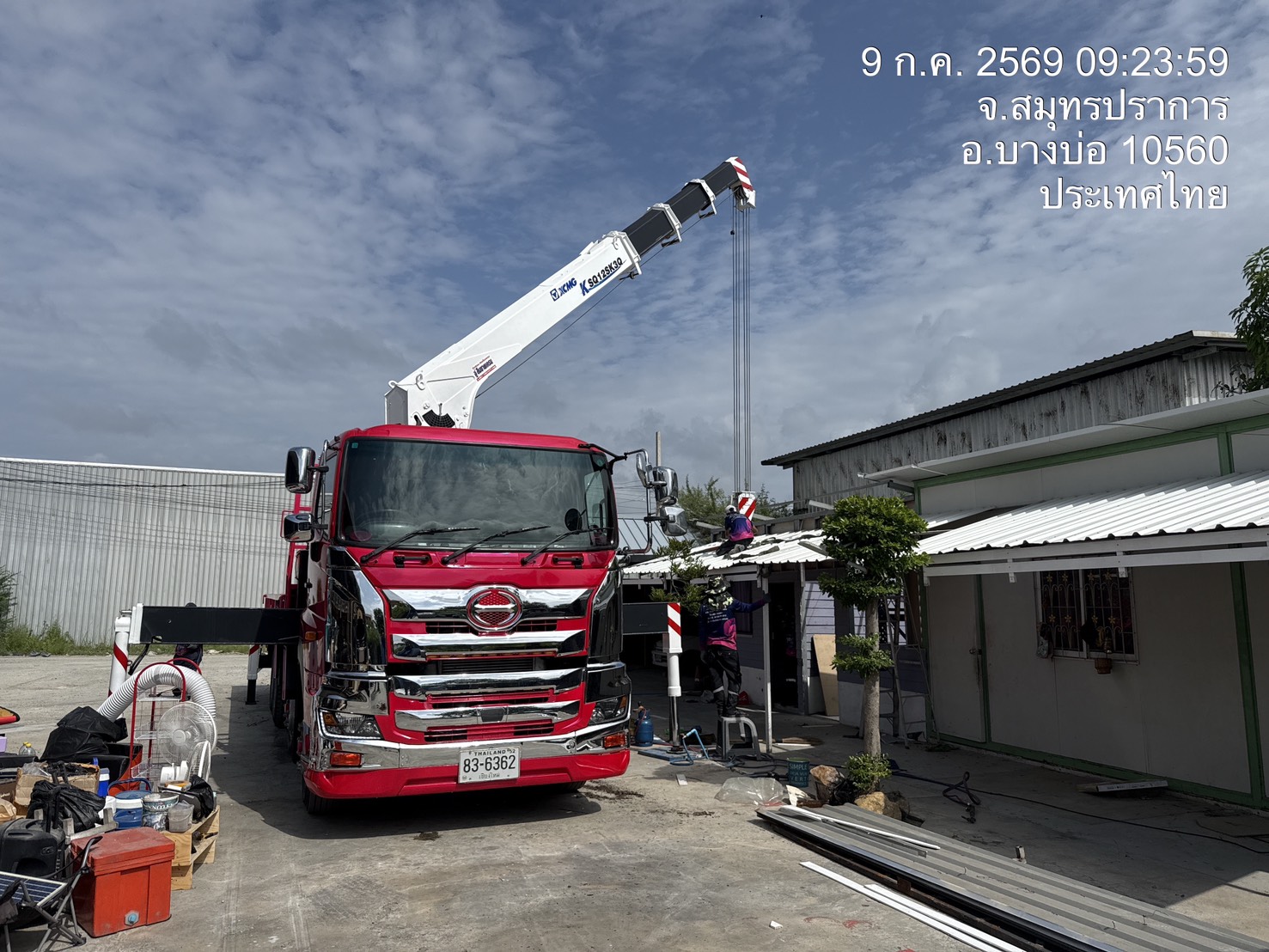 318 - https://รถเฮี๊ยบเครนรับจ้างใกล้ฉัน.com | หจก.ทรัพย์องอาจทรานสปอร์ต บริการรถเฮี๊ยบรับจ้าง รถ 4 ล้อ 6 ล้อ 10 ล้อ รับจ้างขนย้ายบ้าน สำนักงาน โรงงาน ทั่วประเทศ ตลอด 24 ชม. มีใบ ปจ.2 พร้อมประกันสินค้า ราคาถูก บริการประทับใจ